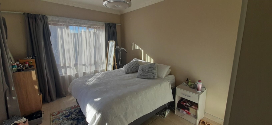 To Let 2 Bedroom Property for Rent in Lonehill Gauteng