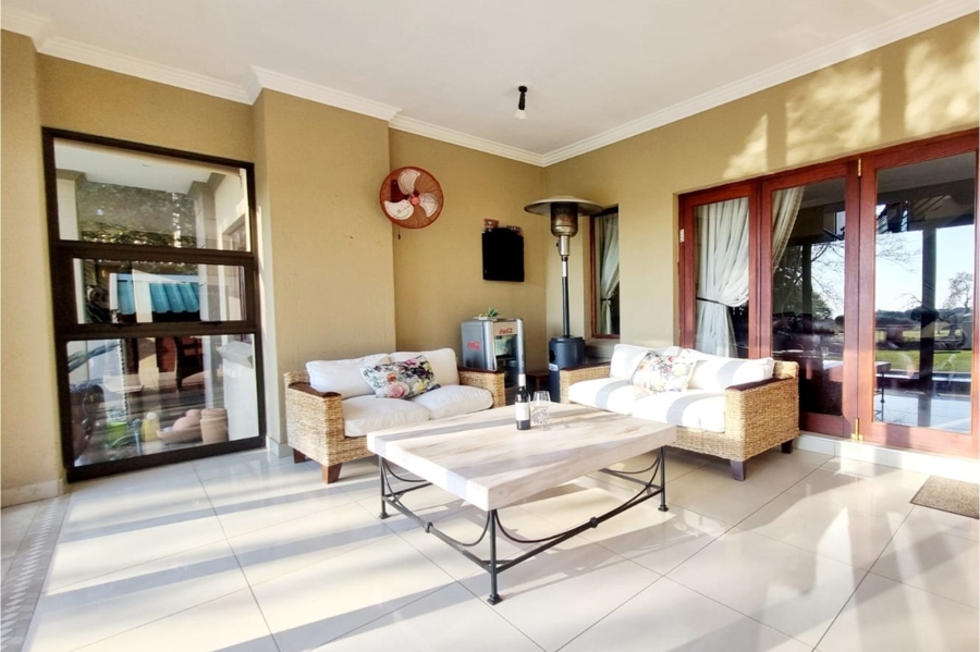 5 Bedroom Property for Sale in Roodeplaat Gauteng