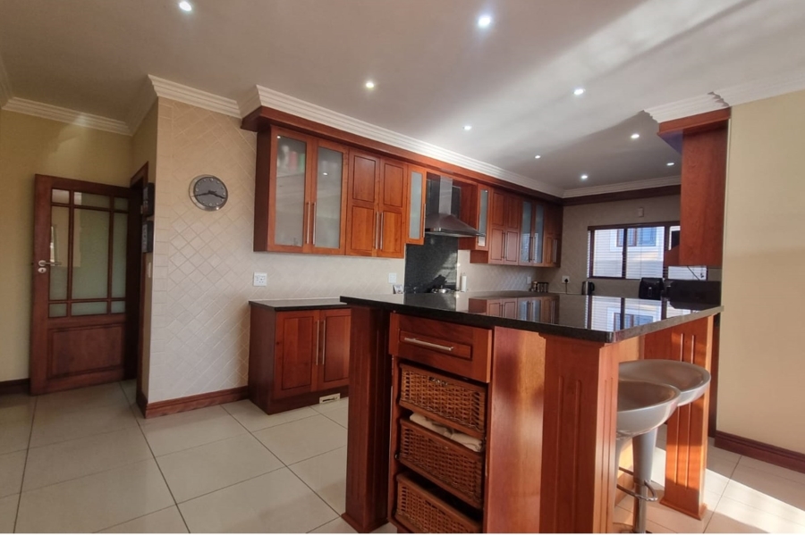 5 Bedroom Property for Sale in Roodeplaat Gauteng