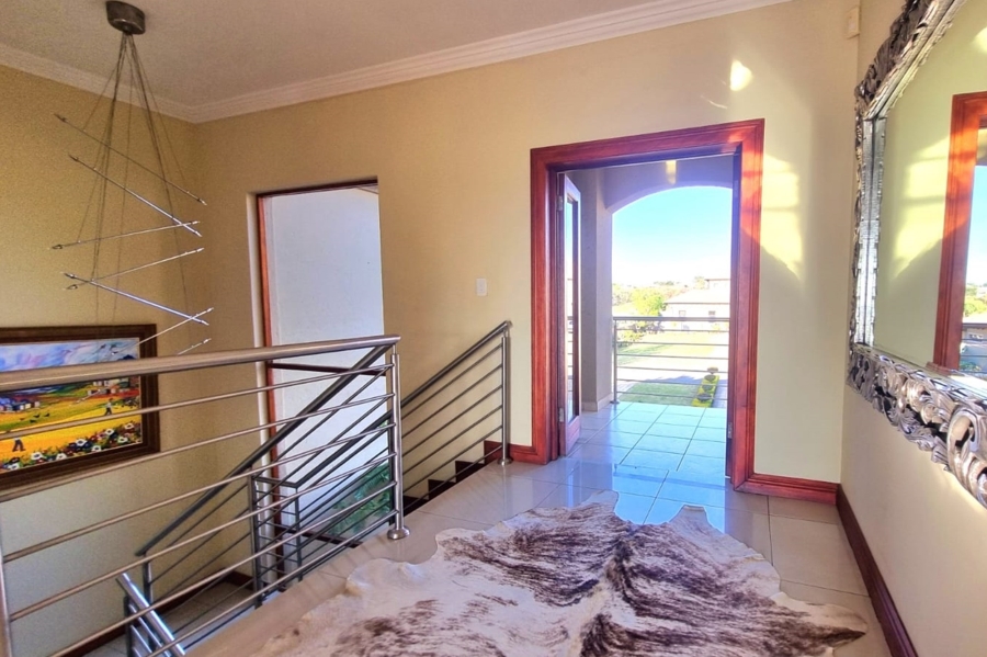 5 Bedroom Property for Sale in Roodeplaat Gauteng
