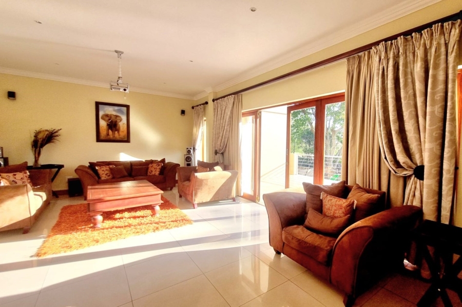 5 Bedroom Property for Sale in Roodeplaat Gauteng