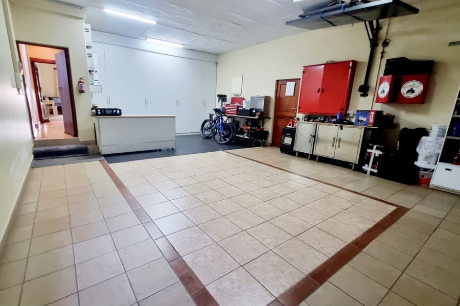 5 Bedroom Property for Sale in Roodeplaat Gauteng