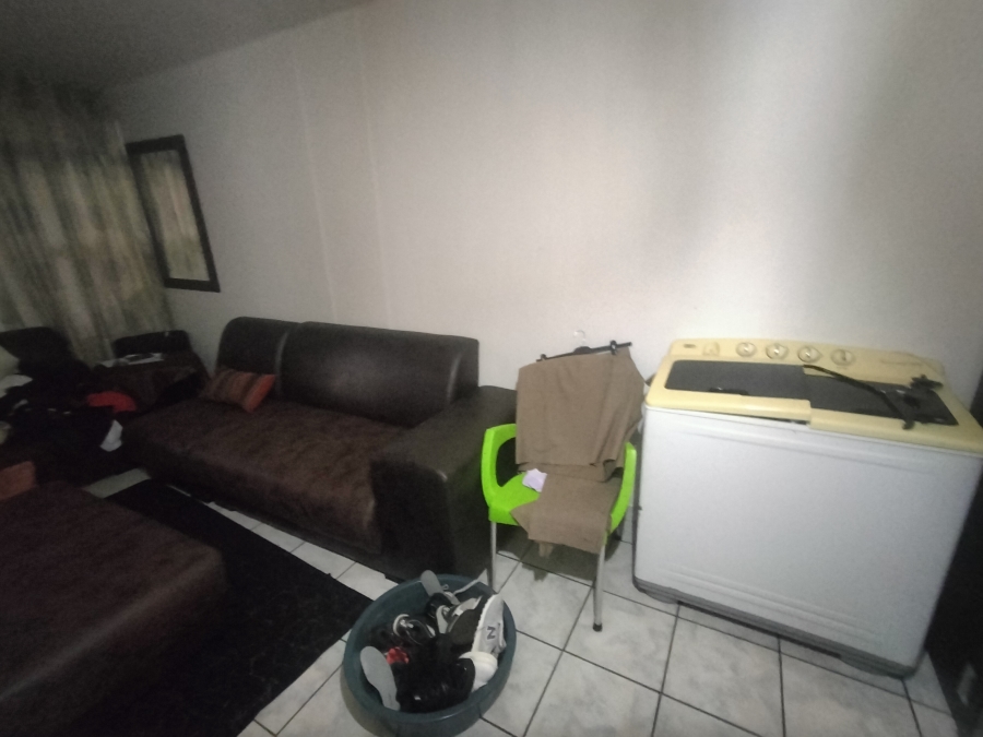 2 Bedroom Property for Sale in Pretoria North Gauteng