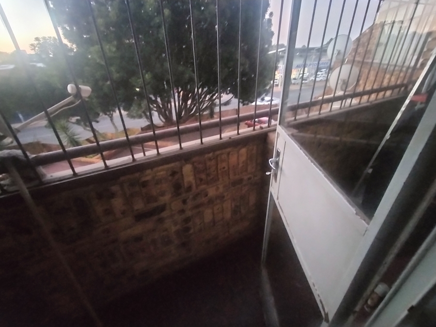 2 Bedroom Property for Sale in Pretoria North Gauteng