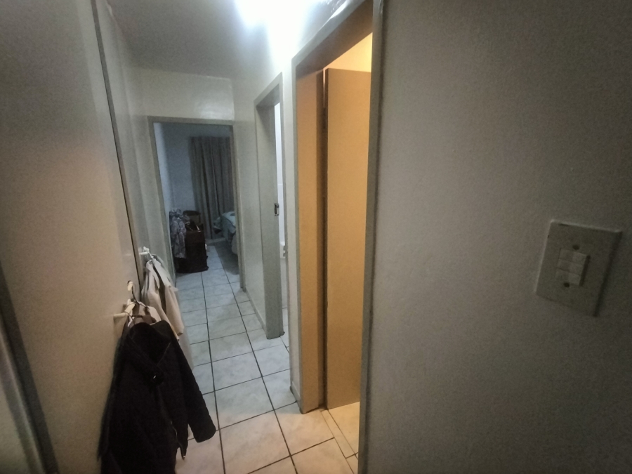 2 Bedroom Property for Sale in Pretoria North Gauteng