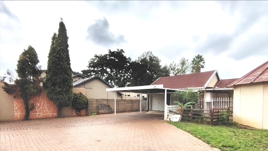 4 Bedroom Property for Sale in Randhart Gauteng