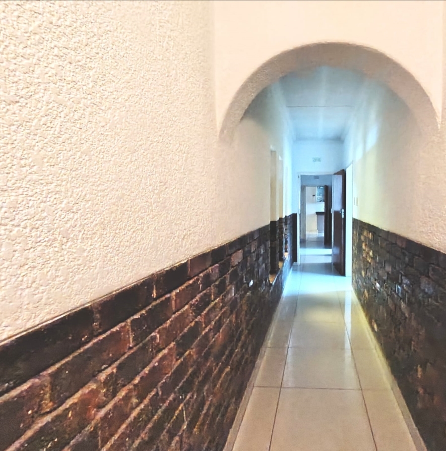 4 Bedroom Property for Sale in Randhart Gauteng