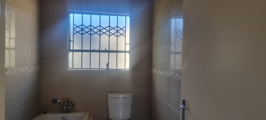 3 Bedroom Property for Sale in Bloubosrand Gauteng