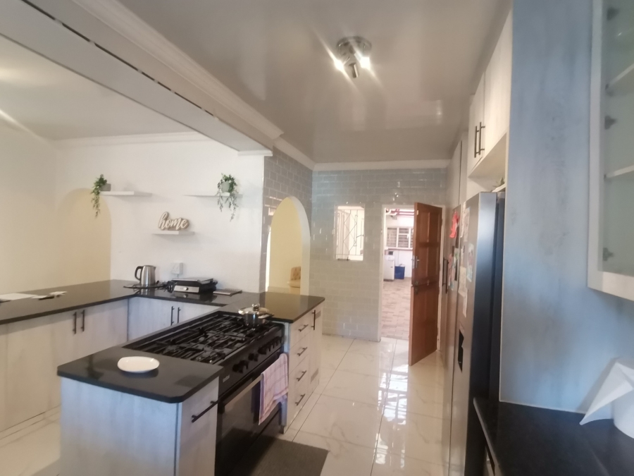 6 Bedroom Property for Sale in Mayfield Park Gauteng