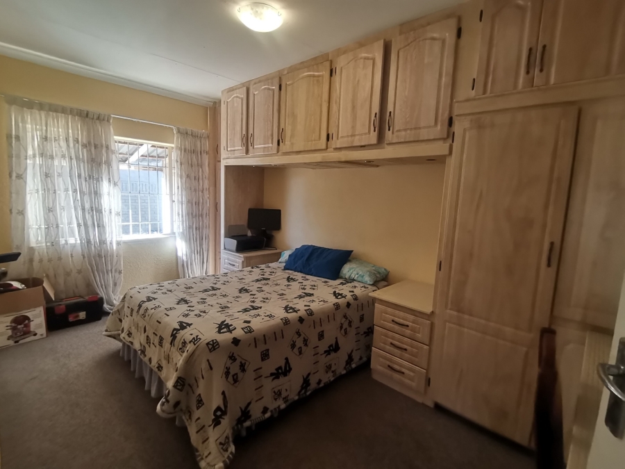 6 Bedroom Property for Sale in Mayfield Park Gauteng