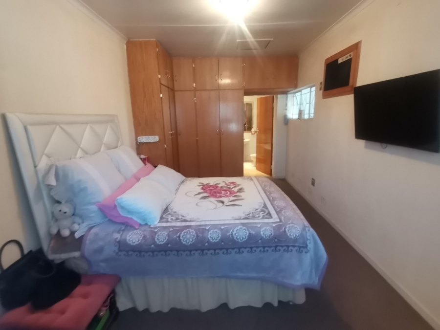 6 Bedroom Property for Sale in Mayfield Park Gauteng