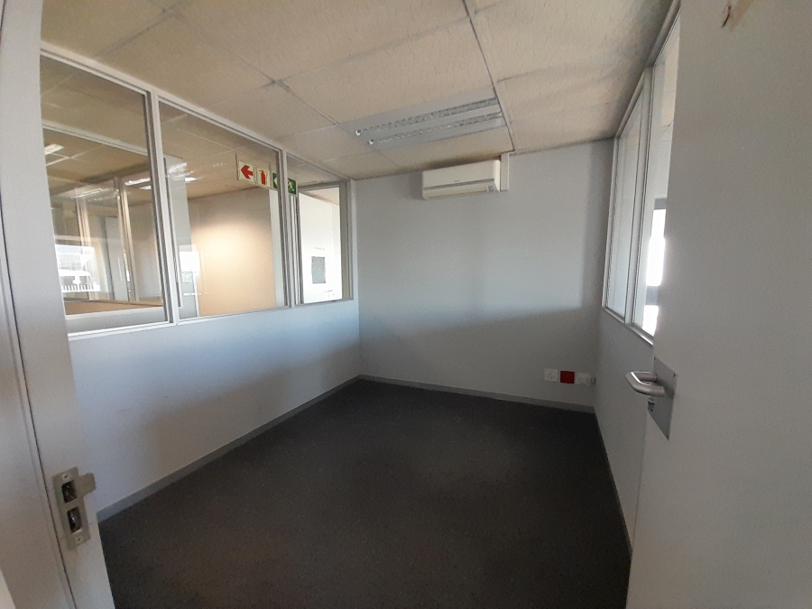 To Let commercial Property for Rent in Randjespark Gauteng