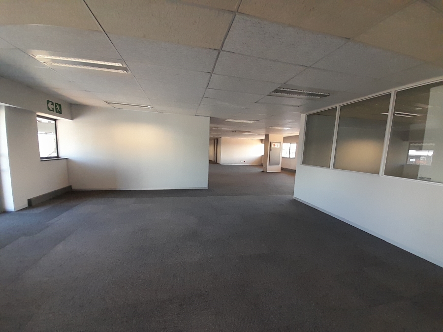 To Let commercial Property for Rent in Randjespark Gauteng