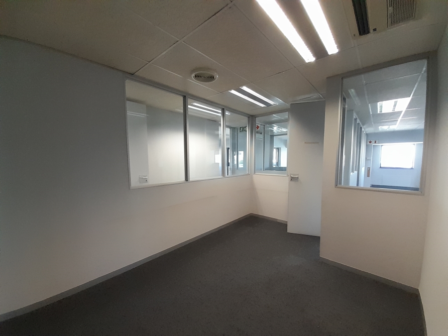 To Let commercial Property for Rent in Randjespark Gauteng
