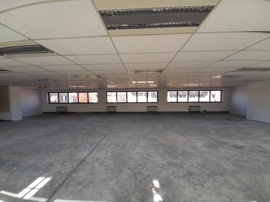 To Let commercial Property for Rent in Randjespark Gauteng