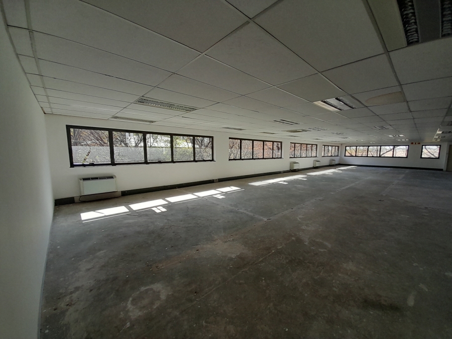To Let commercial Property for Rent in Randjespark Gauteng