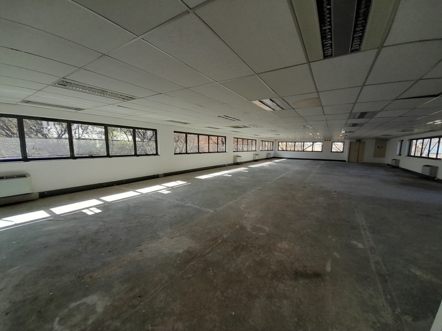To Let commercial Property for Rent in Randjespark Gauteng