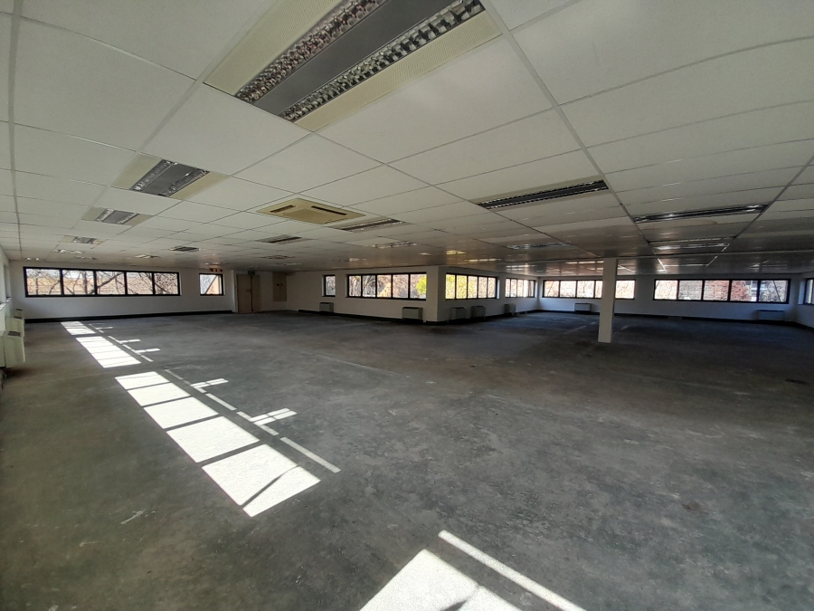 To Let commercial Property for Rent in Randjespark Gauteng