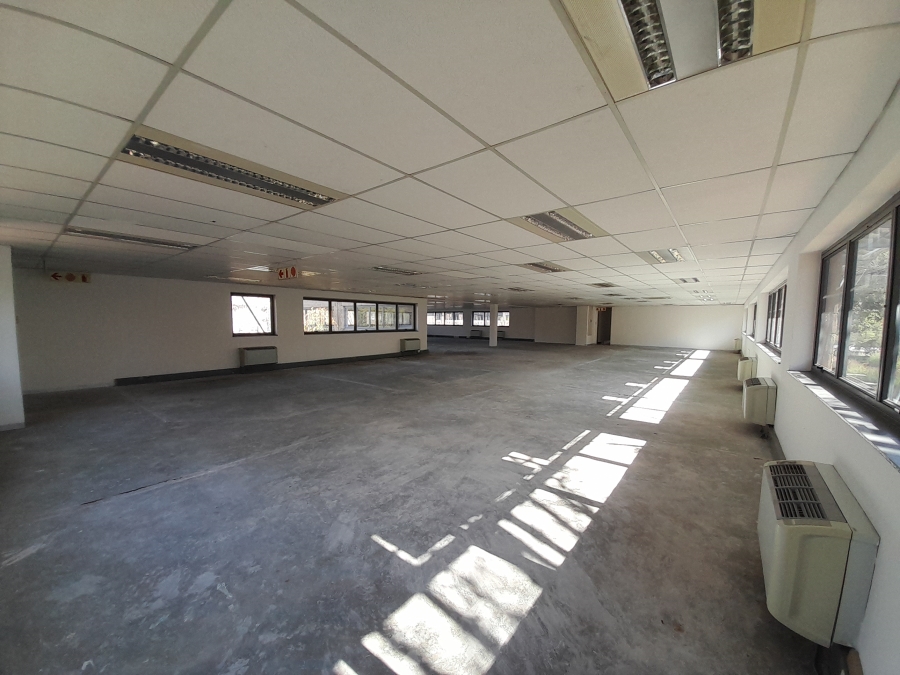 To Let commercial Property for Rent in Randjespark Gauteng