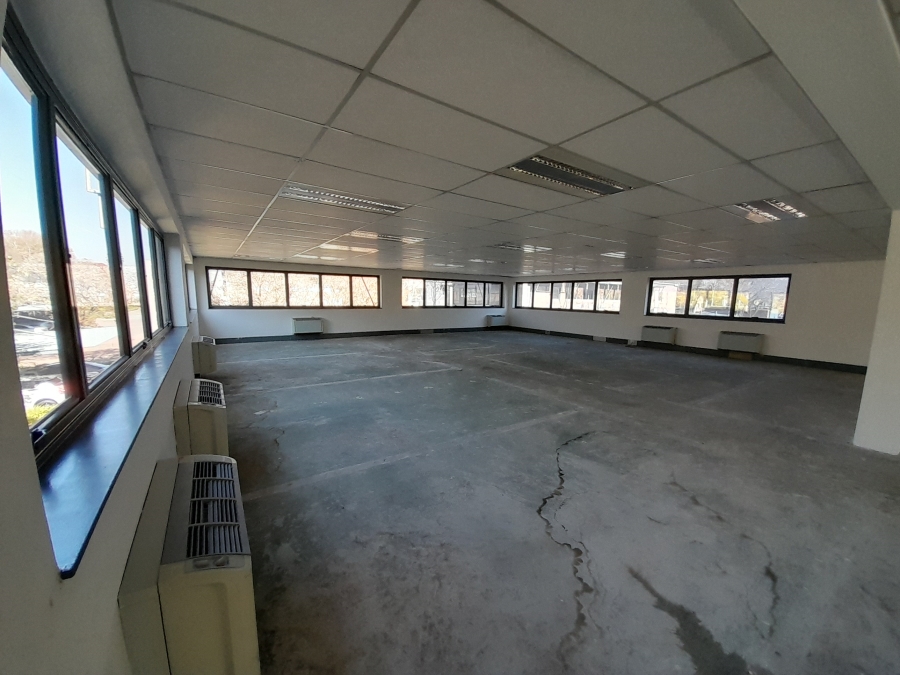 To Let commercial Property for Rent in Randjespark Gauteng