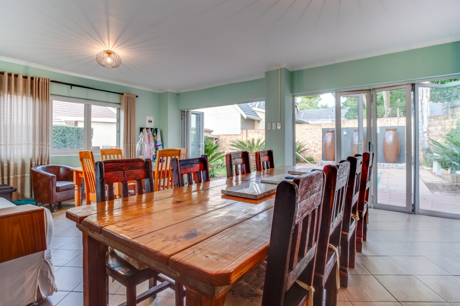 4 Bedroom Property for Sale in Cresta Gauteng