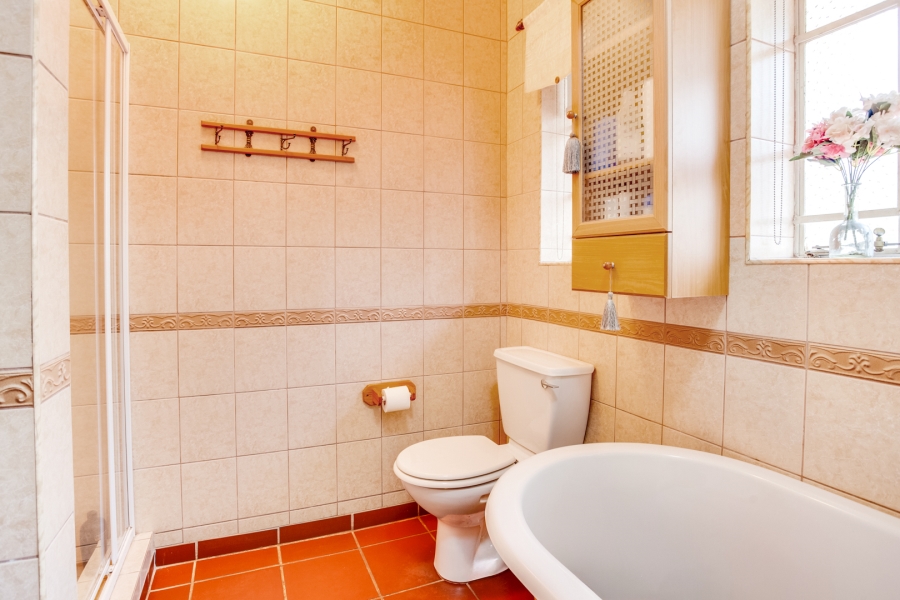 4 Bedroom Property for Sale in Cresta Gauteng