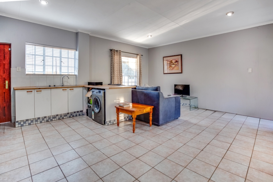 4 Bedroom Property for Sale in Cresta Gauteng