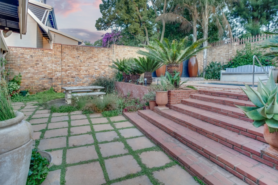 4 Bedroom Property for Sale in Cresta Gauteng