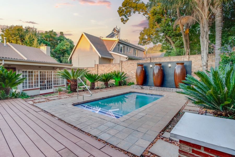 4 Bedroom Property for Sale in Cresta Gauteng