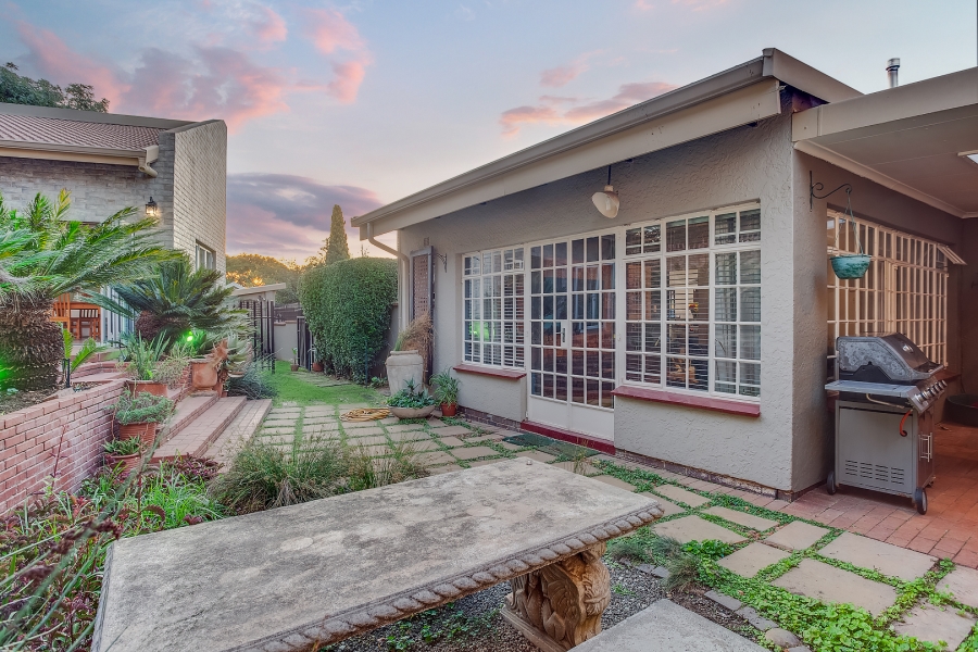 4 Bedroom Property for Sale in Cresta Gauteng