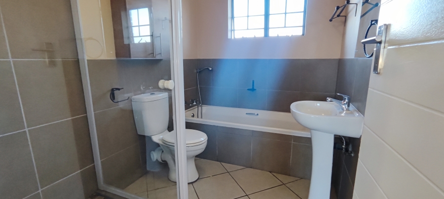 To Let 3 Bedroom Property for Rent in Sagewood Gauteng