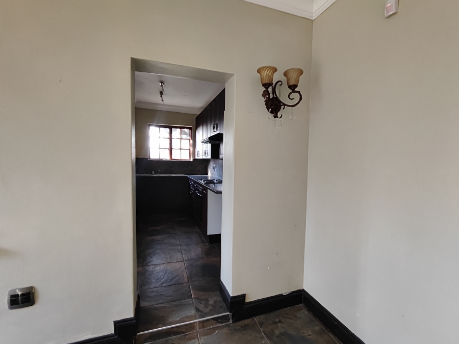 To Let 1 Bedroom Property for Rent in Meyerspark Gauteng