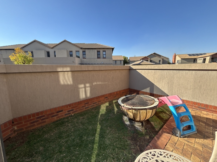 2 Bedroom Property for Sale in Ebotse Golf Estate Gauteng