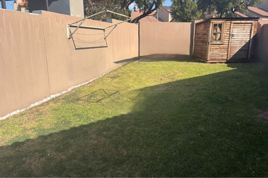 3 Bedroom Property for Sale in Thatchfield Estate Gauteng