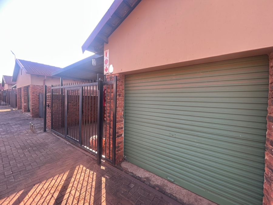 3 Bedroom Property for Sale in The Orchards Gauteng