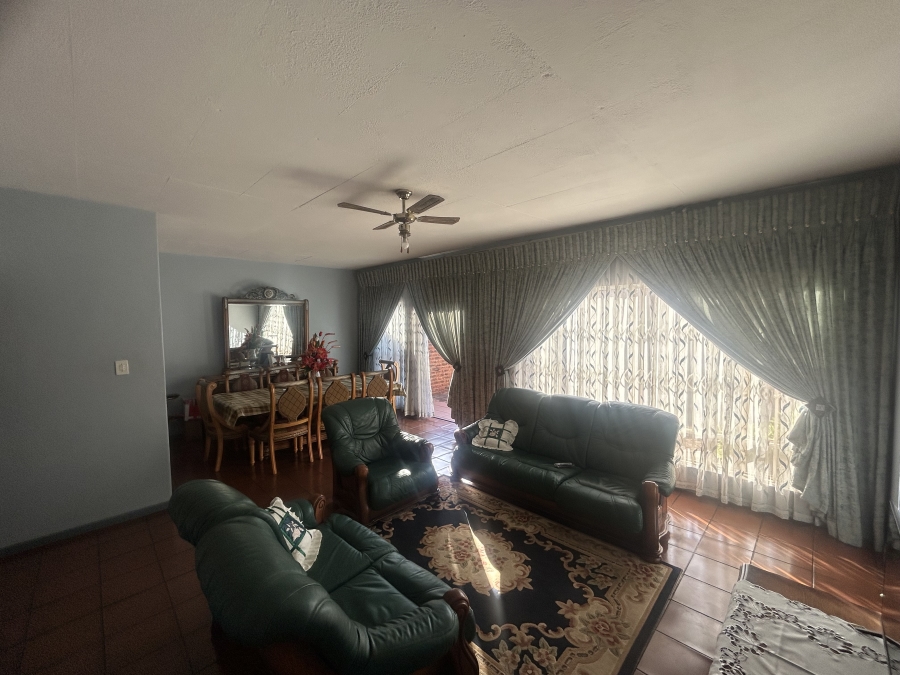 3 Bedroom Property for Sale in The Orchards Gauteng