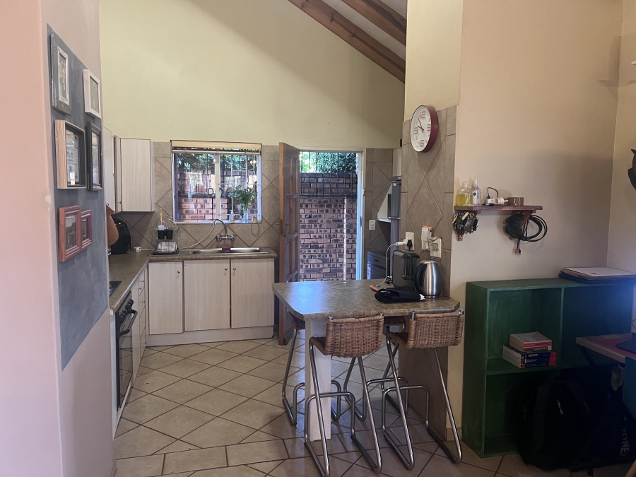 2 Bedroom Property for Sale in Faerie Glen Gauteng