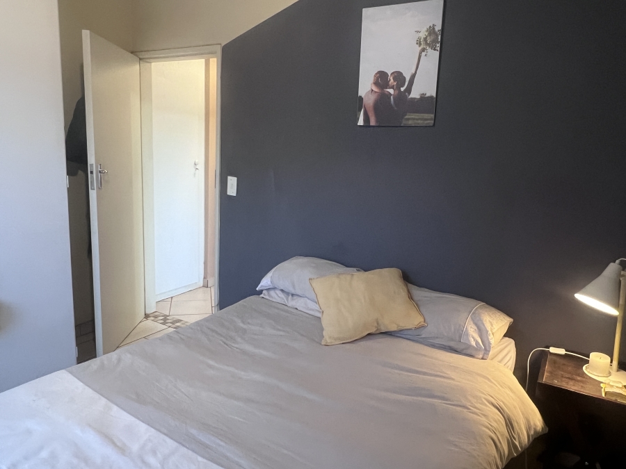 2 Bedroom Property for Sale in Faerie Glen Gauteng