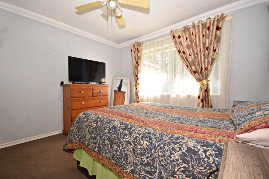 2 Bedroom Property for Sale in Sonneglans Gauteng