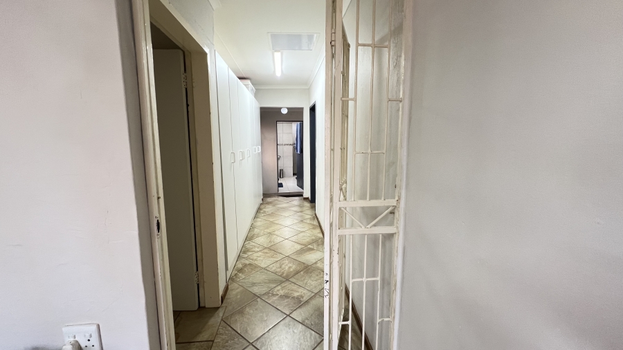 3 Bedroom Property for Sale in Tarlton Gauteng