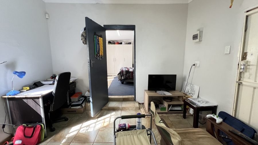 3 Bedroom Property for Sale in Tarlton Gauteng
