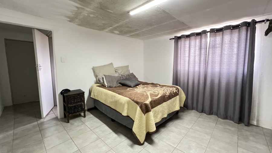 3 Bedroom Property for Sale in Tarlton Gauteng