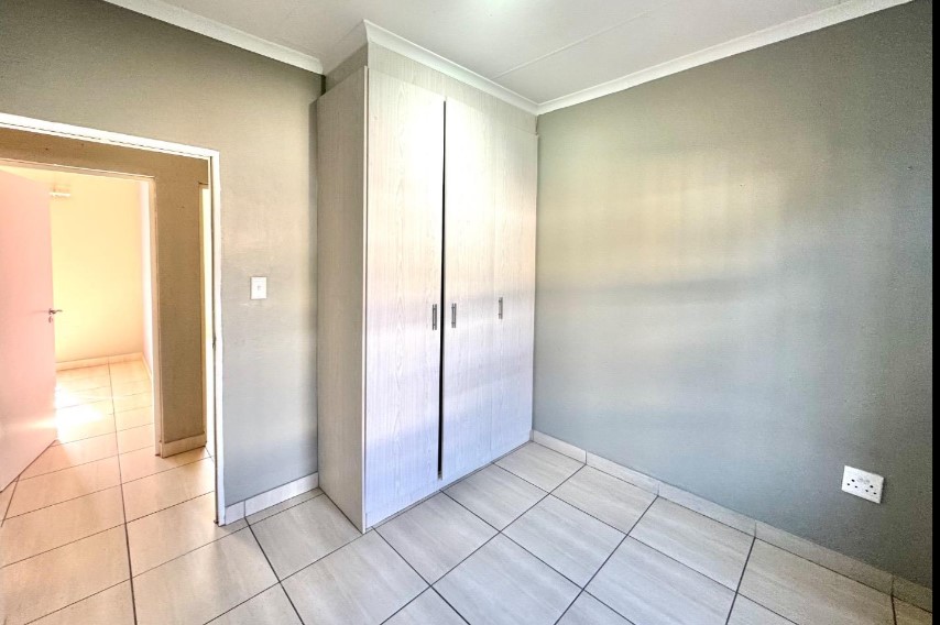 3 Bedroom Property for Sale in Roseacre Gauteng