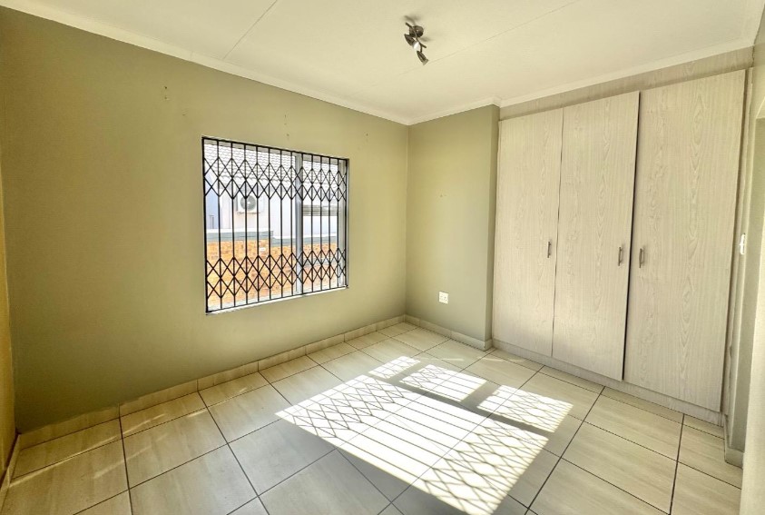 3 Bedroom Property for Sale in Roseacre Gauteng