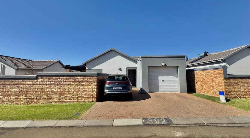 3 Bedroom Property for Sale in Roseacre Gauteng