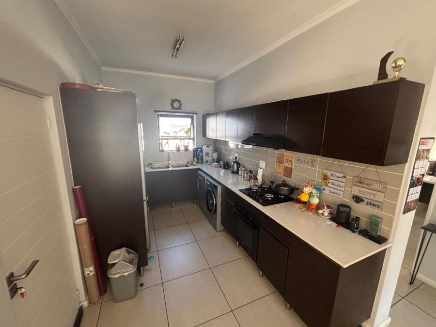 2 Bedroom Property for Sale in Greenstone Hill Gauteng