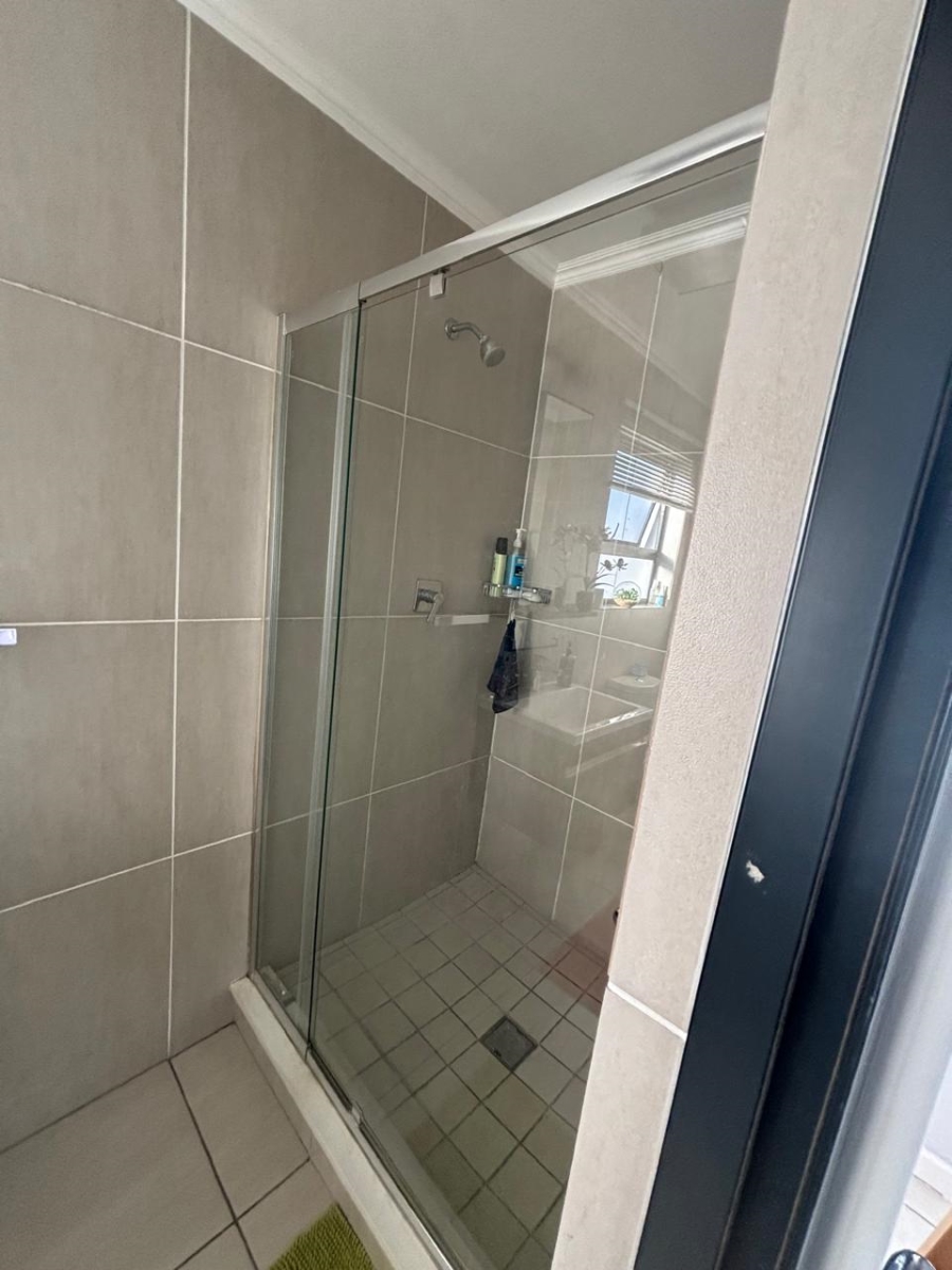 2 Bedroom Property for Sale in Greenstone Hill Gauteng