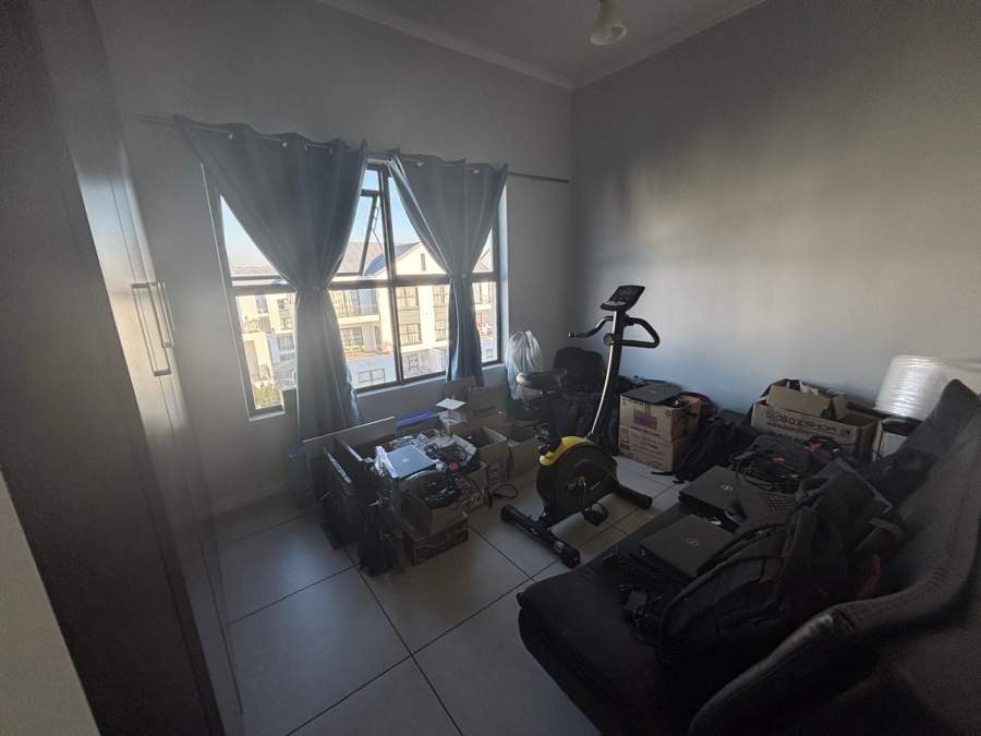 2 Bedroom Property for Sale in Greenstone Hill Gauteng