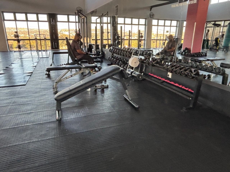 2 Bedroom Property for Sale in Greenstone Hill Gauteng