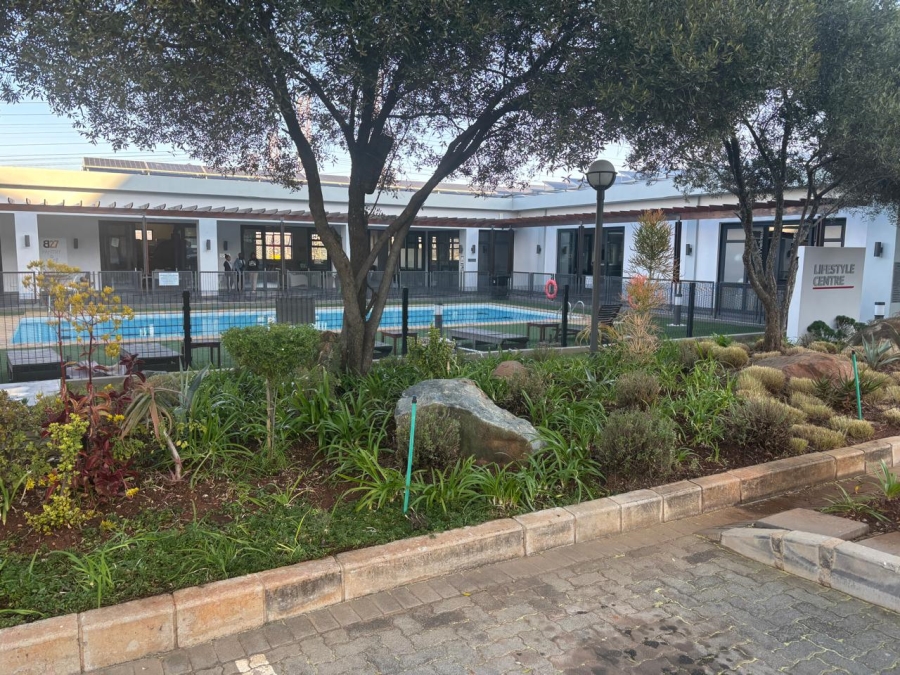 2 Bedroom Property for Sale in Greenstone Hill Gauteng